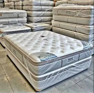 12" INCH PILLOW TOP Queen size Mattress, View more