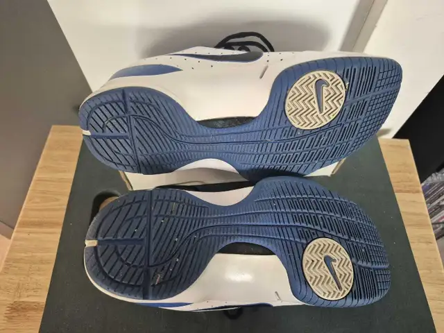 Nike Zoom Uptempo V TB size 9 in Men's Shoes in Oshawa / Durham Region - Image 3