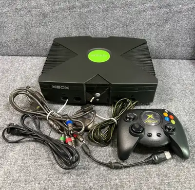 OG First Xbox System comes with Cables and Controller Mod with XBMC Dash ⎮ 45 Games On HD ( List Bel...