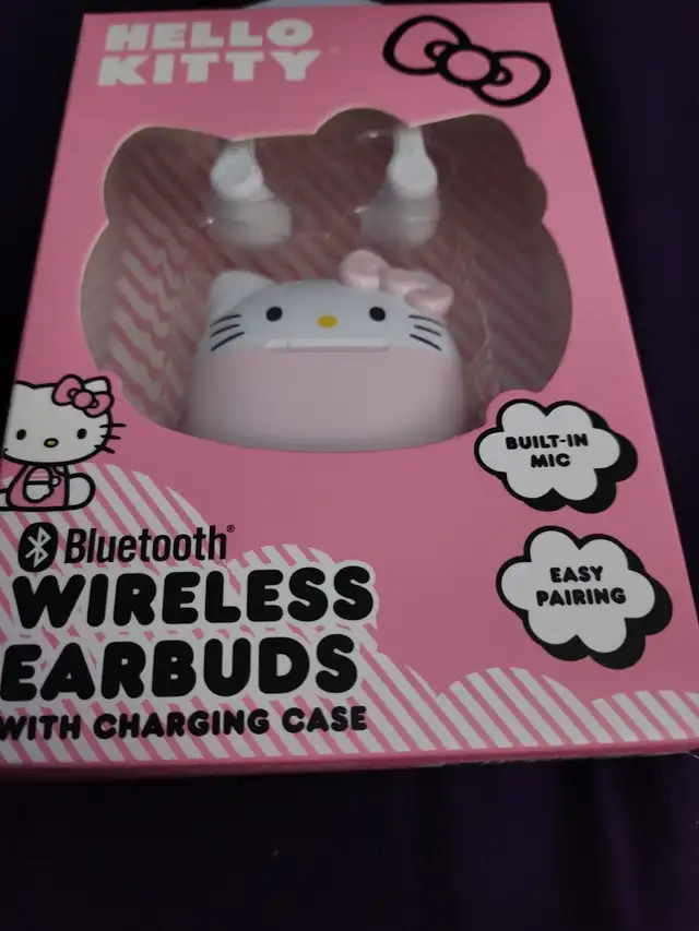 New Hello Kitty Bluetooth Wireless  Earbuds414908211622717444