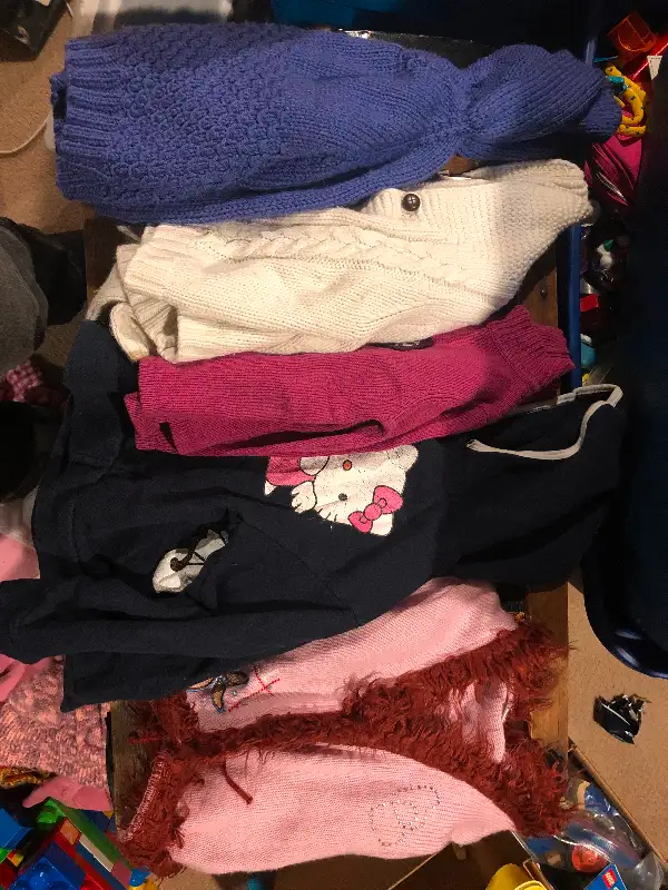 Girls clothes size 2T 24m in Clothing - 2T in Kitchener / Waterloo - Image 8