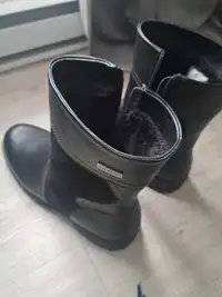 Brand New leather boots 
