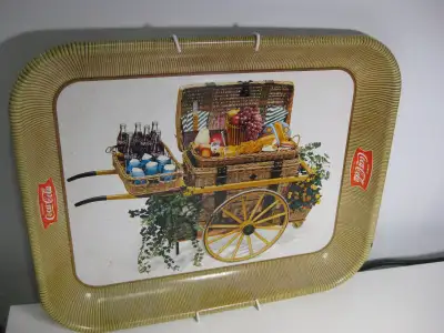 Vintage Coca-Cola 1958 picnic cart tray. It is in great condition, clean and from a smoke-free home....