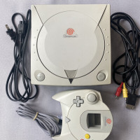 Sega Dreamcast with one controller