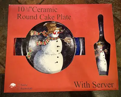 NEW Christmas Cake Plate & Server Set, View more