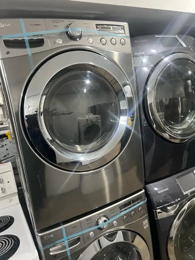 lg front load washer electric dryer set can stack  in Washers & Dryers in Mississauga / Peel Region - Image 4