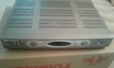 Décodeur Cogeco Motorola avec son fil électrique mural : *modèle DCT6200/1000 *a soudainement cessé...