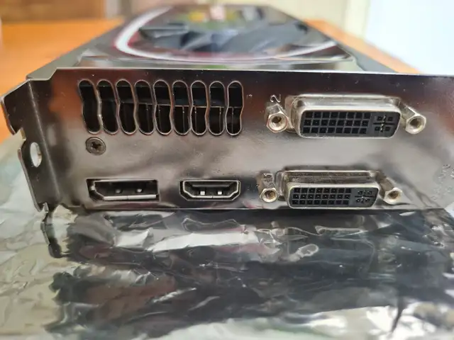 GeForce 570HD Video Card416441989774059521
