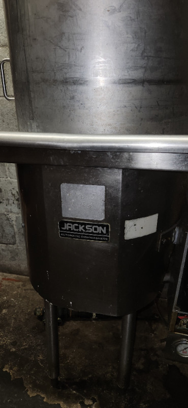 Jackson commercial dishwasher machine dans Lave-vaisselles  à Longueuil/Rive Sud - Image 2