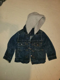 Boys denim Jean jacket with Hoodie, gap, size 4-6