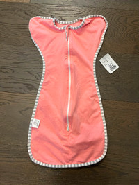 Baby girl arms up swaddler 0-6M NWT retail $115 Toronto/Vaughan
