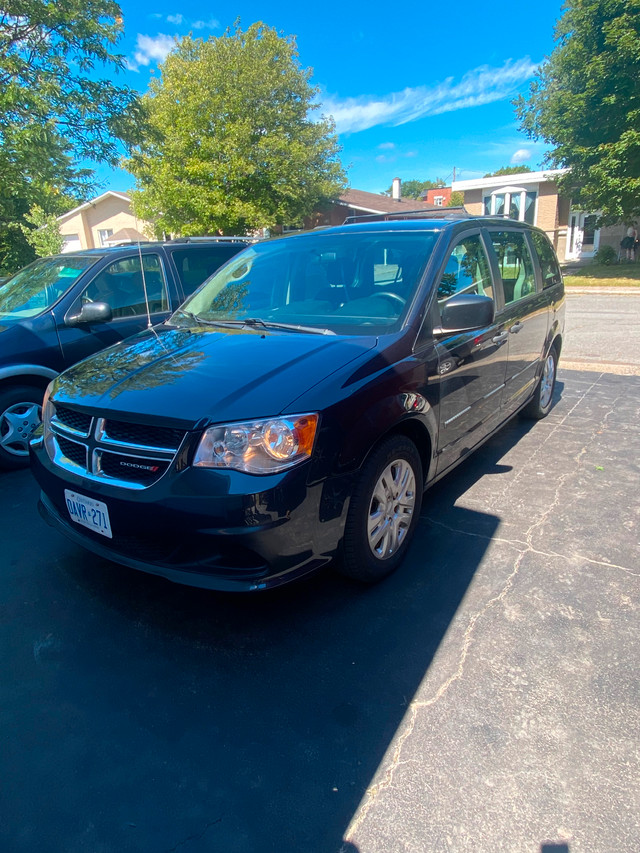 Dodge caravan dans Autos et camions  à Longueuil/Rive Sud - Image 2