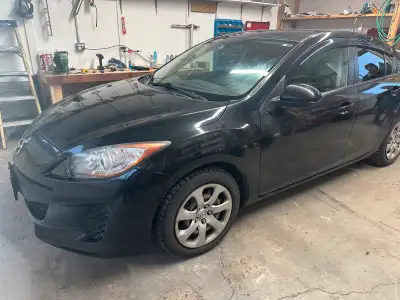Automatic, runs excellent, great on fuel, 4 cyl, 2 Ltr , low kms, includes spare set of tires, this...