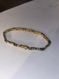 Beautiful emerald bracelet 
