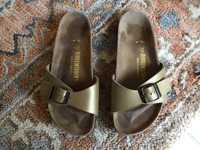 Birkenstock sandals(size 35)  in Women's - Shoes in Ottawa - Image 2