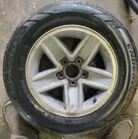 Automotive Tires and Rims R15 Five Bolt