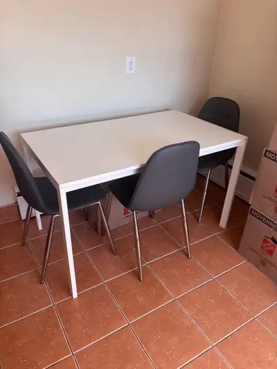 Furniture - MUST GO, View more