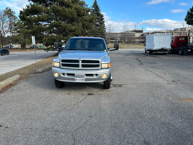 2001 DODGE 3500 Dually $19,000 in Cars & Trucks in City of Toronto - Image 3