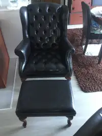 chaise en similicuir