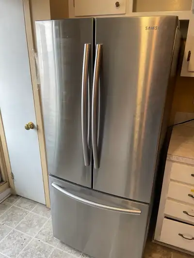 frigidaire samsung comme neuf fridge , View more