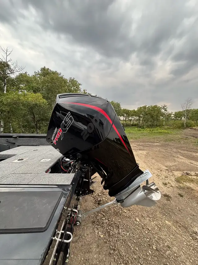 2024 V18 Targa Combo 200HP PRO XS in Powerboats & Motorboats in Regina - Image 5