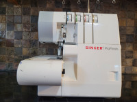 Singer Serger Sewing Machine 14sh744