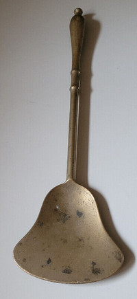 Vintage ITALY Solid Brass Shovel Fireplace Tool