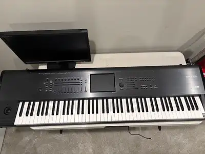 Korg Kronos 88 with Hard Kronos Case with wheels, View more