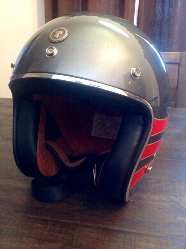 HELMET TORK Size SMALL  in Other in Gatineau - Image 2