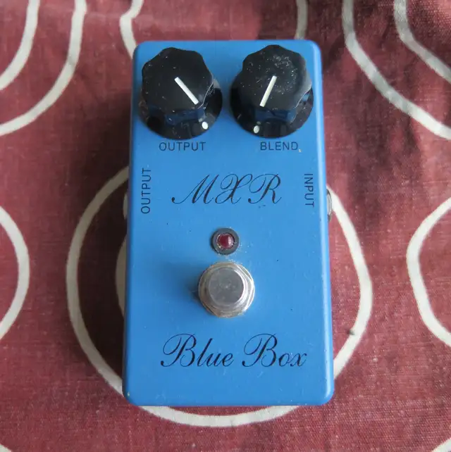 MXR Blue Box Octave pedal with script logo in Amps & Pedals in City of Toronto - Image 2