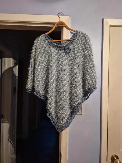 Woman's poncho, View more