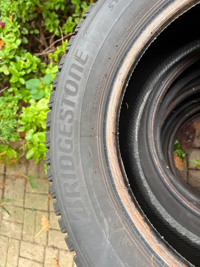Four Bridgestone Blizzak winter tires in Tires & Rims in Oshawa / Durham Region - Image 2