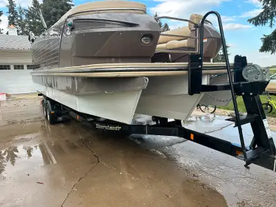 2015 Larson 25ttt, mercury verado 250 Only 179 hours on the boat/motor, regular maintenance performe...