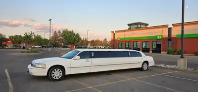 FOR SALE: Lincoln Town Car Stretch Limousine – White Start your own limo business or add to your fle...