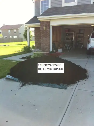 SMALL BULK DELIVERY IN BARRIE AND SURROUNDING AREA "1 - 4 CUBIC YARDS -TRIPLEMIX TOPSOIL (screened)...