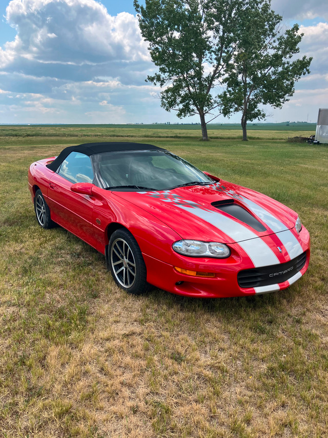 35th Anniversary Camaro in Classic Cars in Calgary
