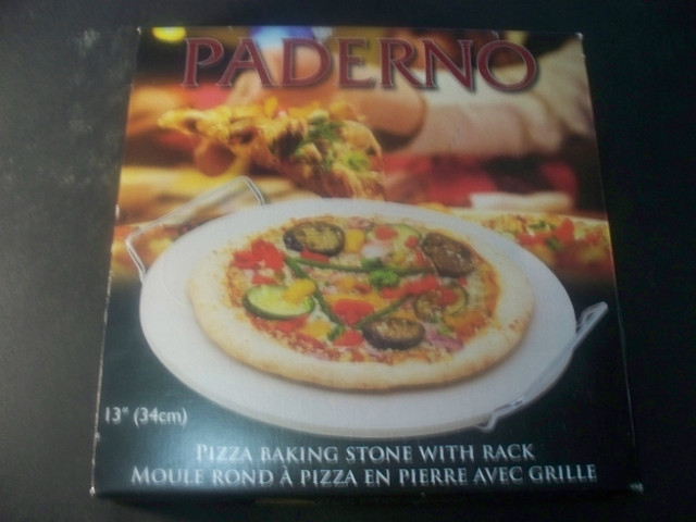 13"  PADERNO PIZZA STONE in Kitchen & Dining Wares in Sarnia - Image 2