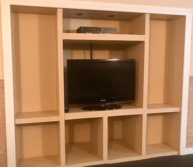 Samsung TV- Like New in TVs in Ottawa - Image 3