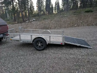2022 Stronghaul Aluminum utility / sled trailer. GVW 3000LBS. 5X 10 FEET super light weight. Has bee...