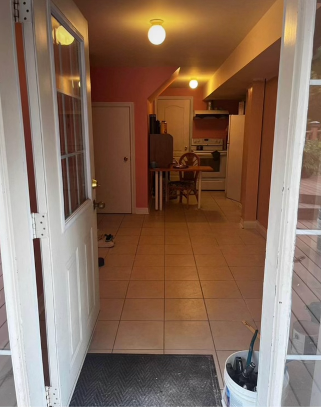 2 Rooms Available in Spacious Walkout Basement – Mississauga in Room Rentals & Roommates in Mississauga / Peel Region - Image 3