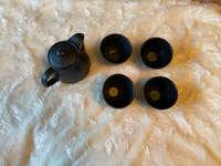 Teapot with 4 cups