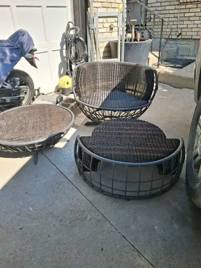 DEDON ORBIT outdoor patio set, View more