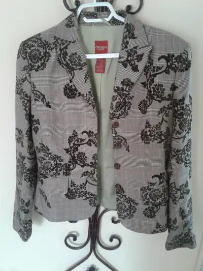 Women's Beautiful Dress Jacket, View more