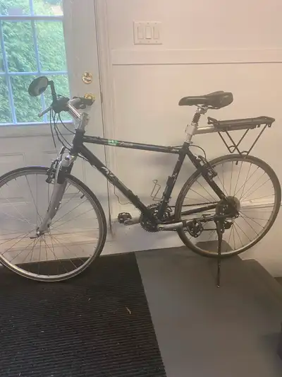 Vélo hybride Mikado Zénith 27 vitesses, View more