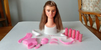 Brooke Shields Glamour Center Toy Styling Head