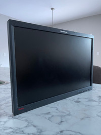 Monitor Lenovo ThinkVision 24 inch