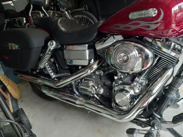 2006 Harley Davidson dyna wide glide  in Street, Cruisers & Choppers in St. Catharines - Image 4