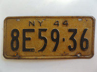ORIGINAL RARE VINTAGE 1944 NEW YORK LICENSE PLATE 8E598-36
