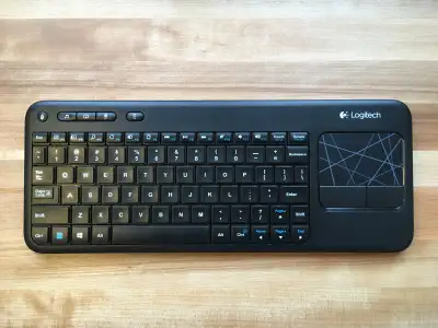 Logitech K400 Wireless Keyboard New costs between $45 and $60 plus tax. Like new condition. Used occ...