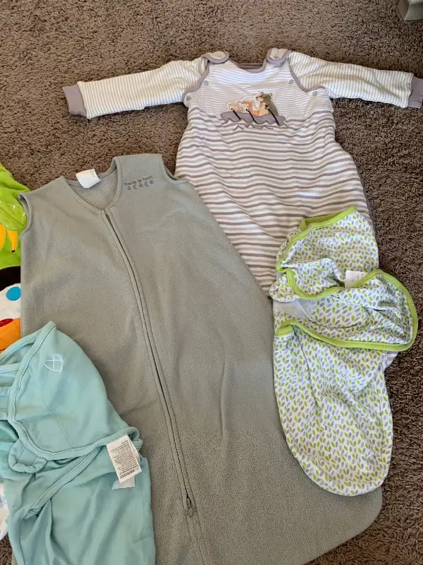 Baby Sleepsacks - 0-18 months (6 items) in Multi-item in Calgary - Image 2